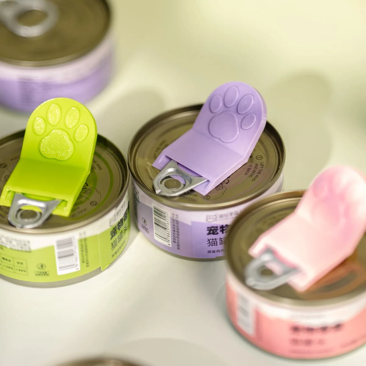 Cute Cat Paw Pet Food Can Opener Easy Ring Pull Opener Tool for Cat Dog Canned Food Protect Nails Ergonomic Kitchen Accessories